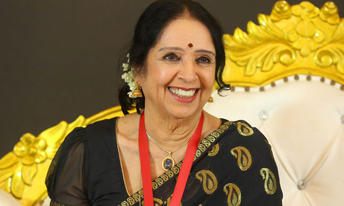 veteran dancer vijayalakshmi says se dont know allu arjun..
