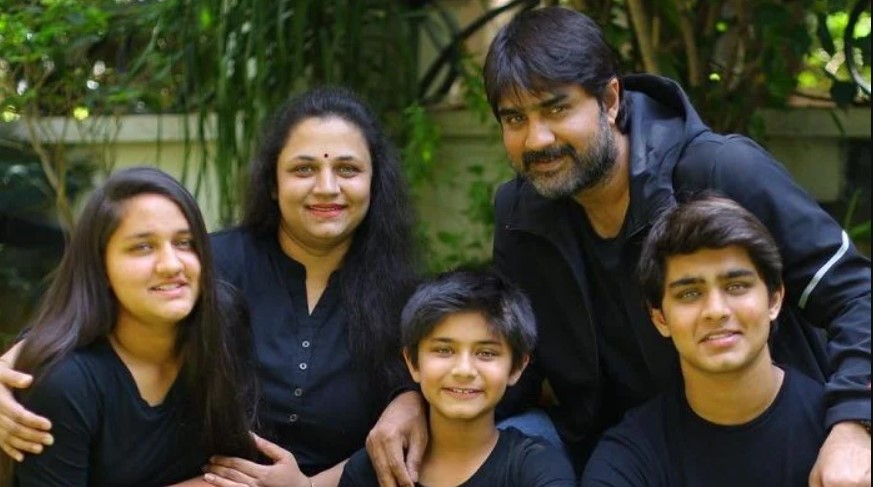 celebreties children as child arttsts..!!