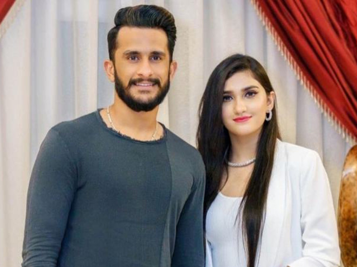 cricketers who got married to heroines..