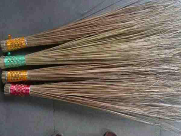 how to use broom for wealth..
