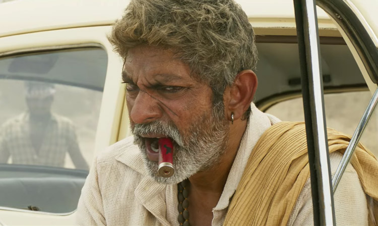 is jagapathi babu plays a role in pushpa 2..??
