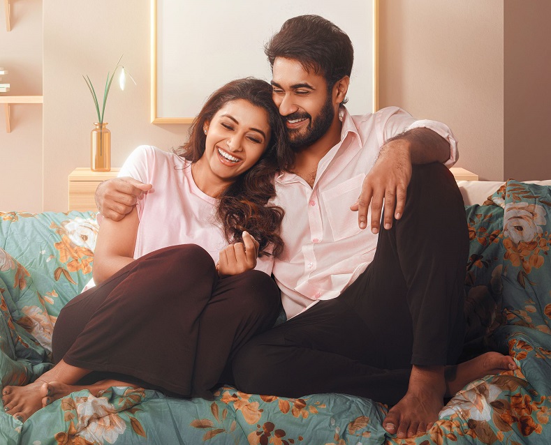 kalyanam kamaneeyam movie review