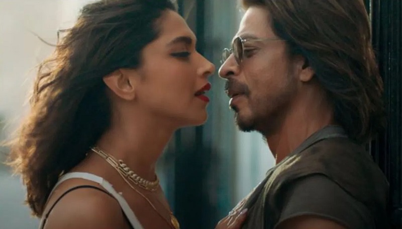 pathaan movie review
