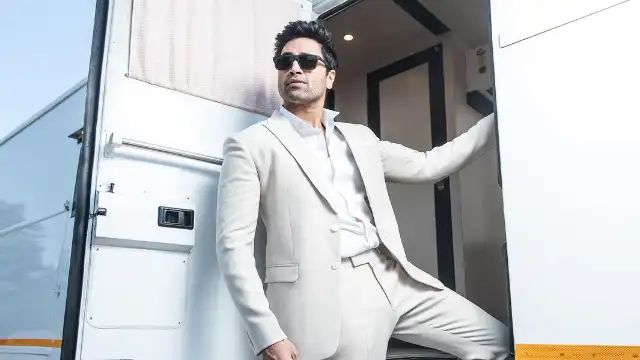 tollywood heros who are going to debue their pan indian movies..