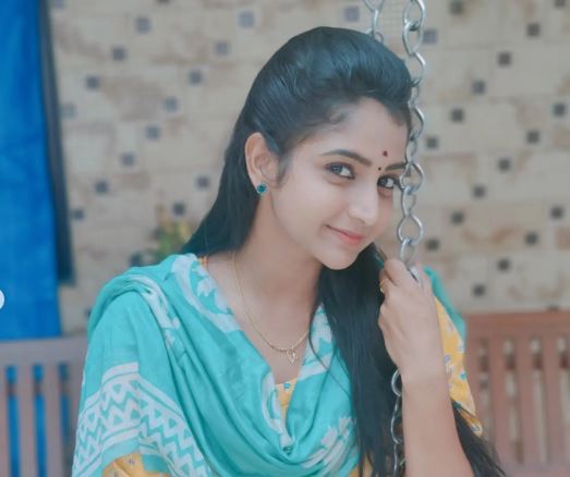 brahmamudi serial heroine deepika about karthika deepam serial..