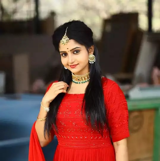 brahmamudi serial heroine deepika about karthika deepam serial..