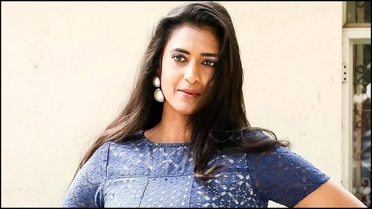 serial actress comments on anasuya's aunty contraversy..