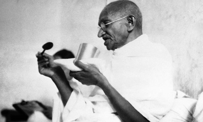 specialities of mahatma gadhi's diet..!!