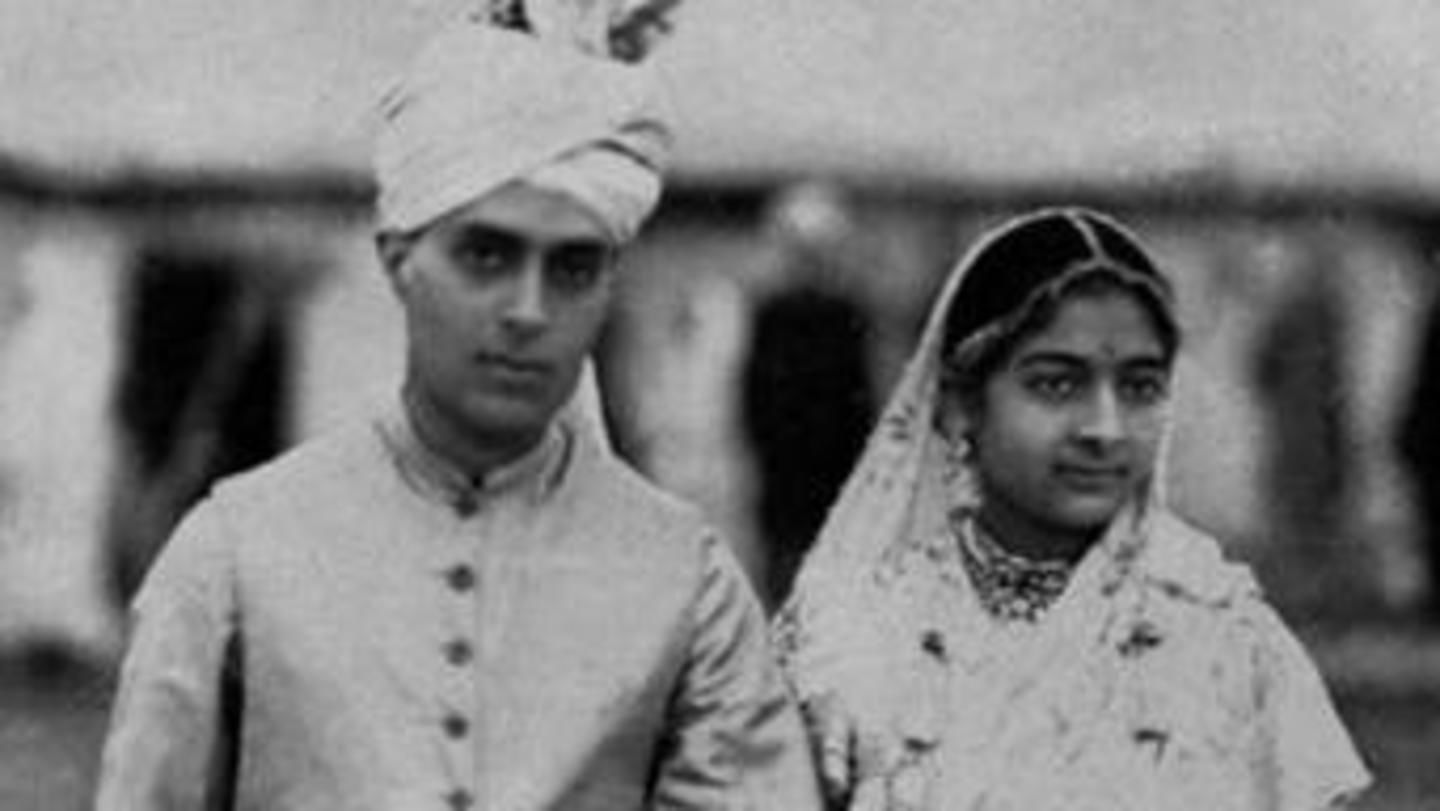 what wrote in nehru's wedding card..!!