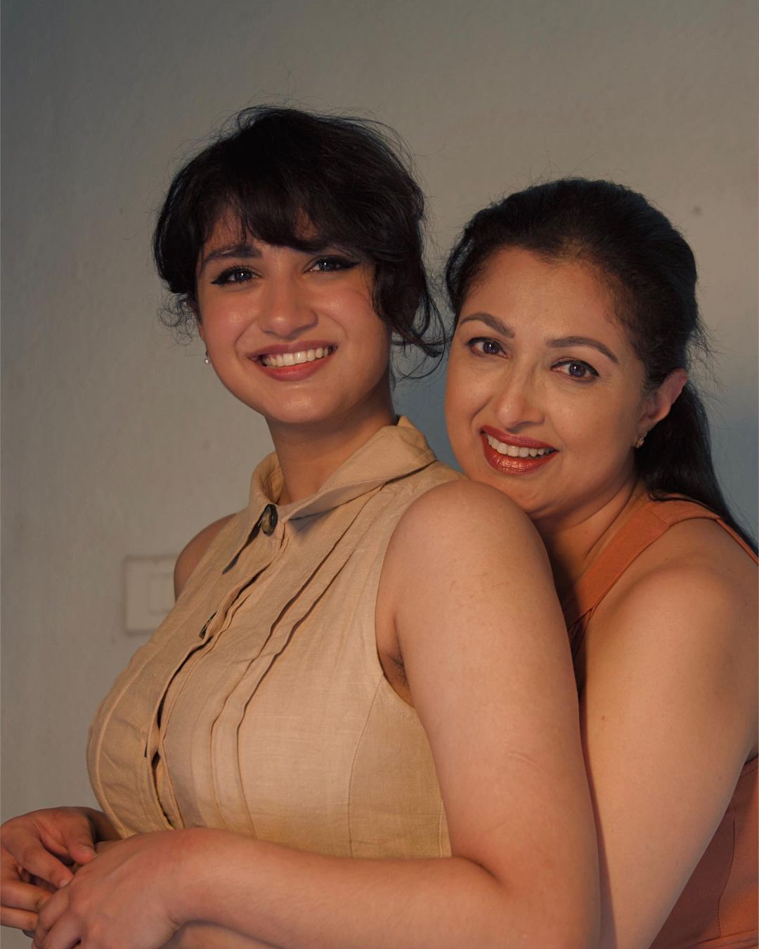 have a look at actress gouthami's daughter..