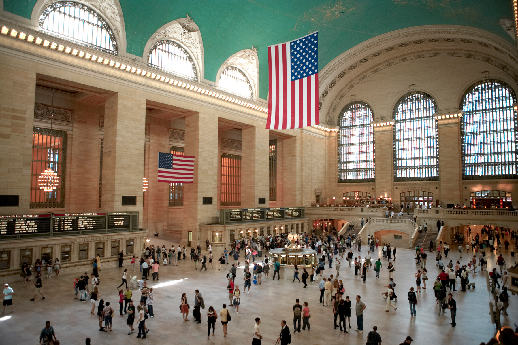 know about world's largest railway station.