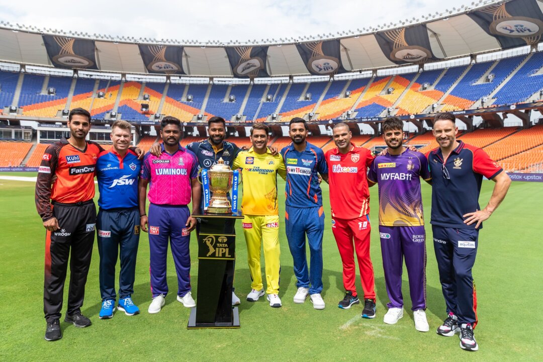 memes on IPL starting today..