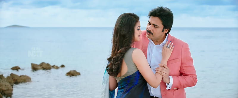 age gap between pavan kalyan and his heroines..!!