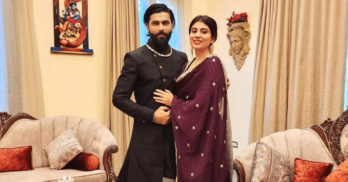see jageja wife done better with bat..!!