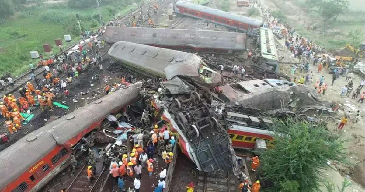 the women who is lucky to not boarding in coramandal express..