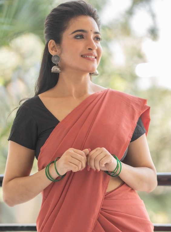rathikarose bigg boss
