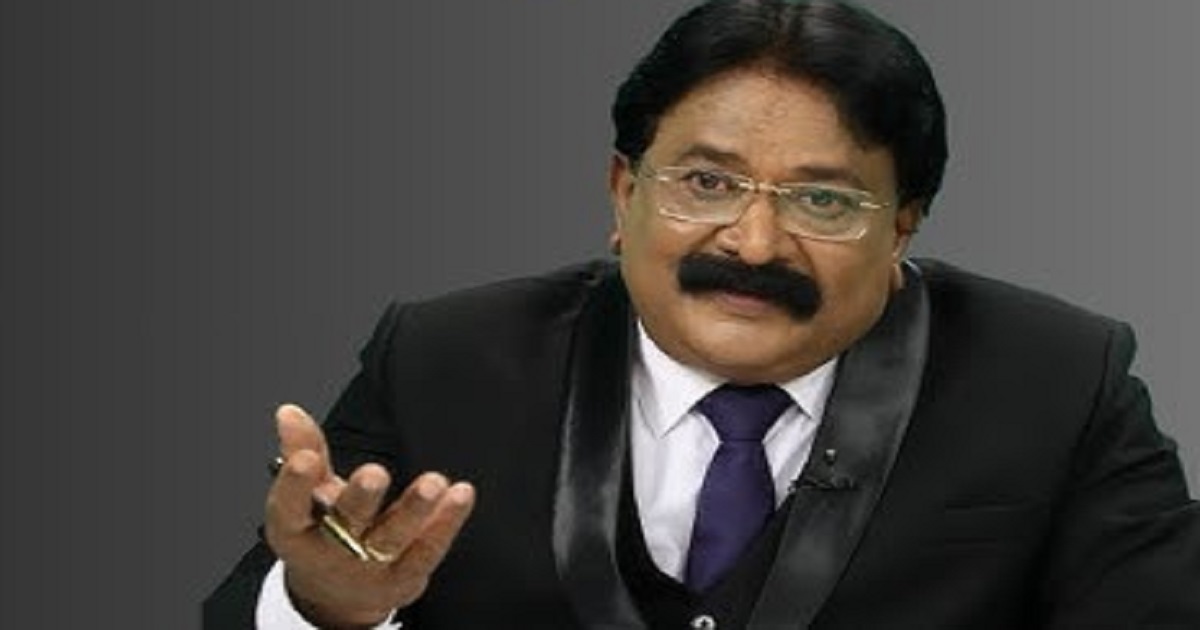 kopadari manishi present picture
