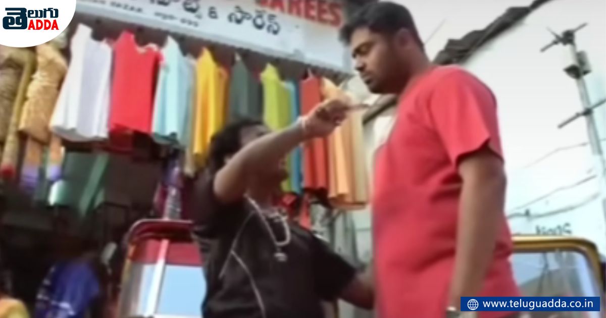 this director acted as background artist in munna