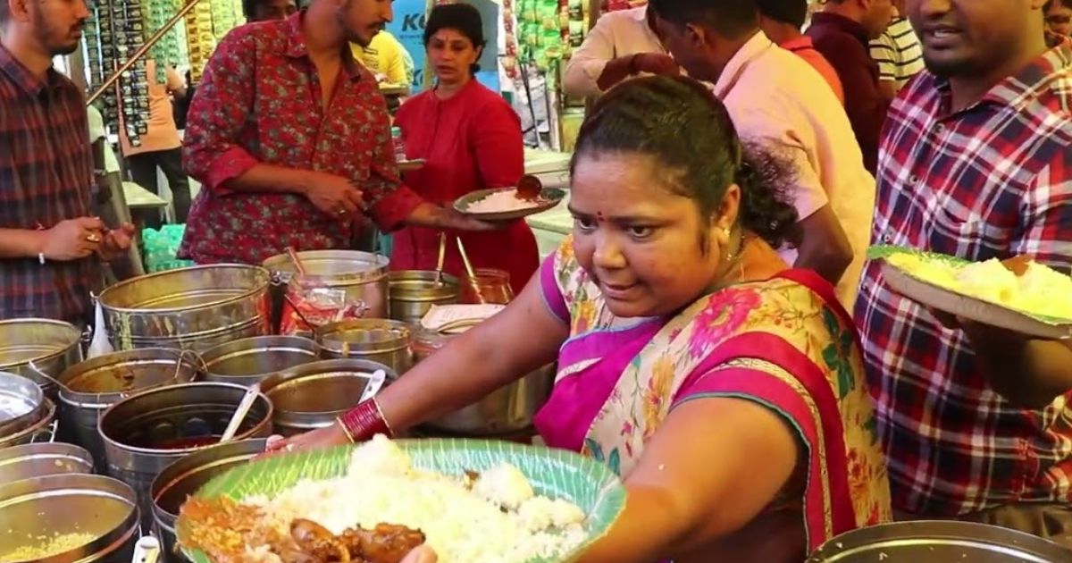 why netizens trolling street food woman